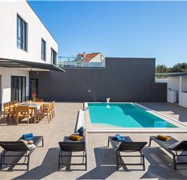 4 Bedroom Villa with Pool near Milna, Brac Island Sleeps 8 